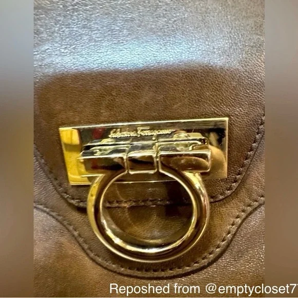 Salvatore Ferragamo Gancini Satchel in Brown Leather - Picture 4 of 16